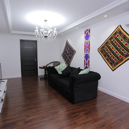 Overlooking Registan Square Luxury 2 Bedrooms Apartment Samarkanda Zewnętrze zdjęcie