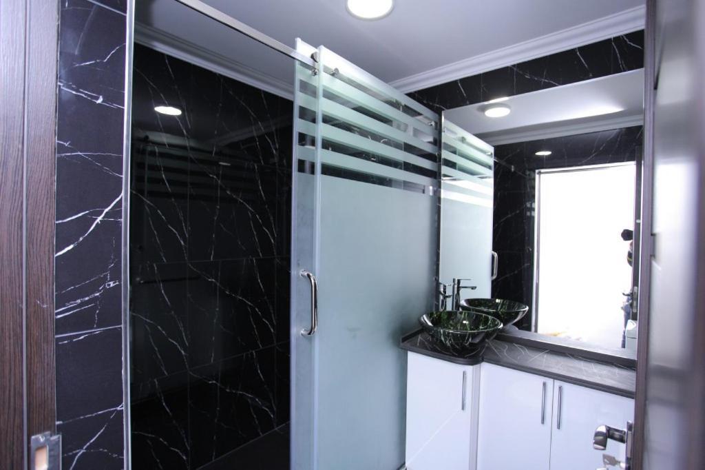 Overlooking Registan Square Luxury 2 Bedrooms Apartment Samarkanda Zewnętrze zdjęcie